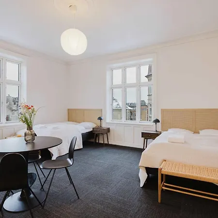Superior For 4 Apartament